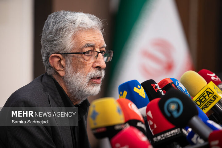 حداد عادل: آقا مجتبی یک نور بود که وارد خانه ما شد