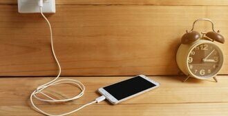 روش‌های ساده شارژ سریع موبایل