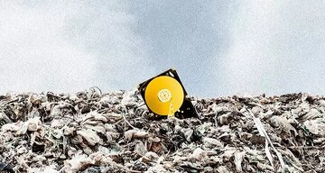 چه کسی هارد حاوی بیتکوینها را دور انداخت؟ / شکست تلخ مردی که دنبال ۷۶۵ میلیون دلار بیت کوین در زبالهدان بود چه کسی هارد حاوی بیتکوینها را دور انداخت؟ / شکست تلخ مردی که دنبال ۷۶۵ میلیون دلار بیت کوین در زبالهدان بود
