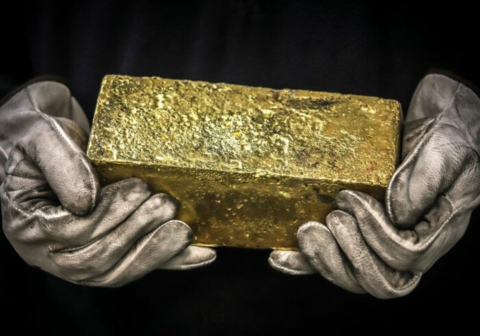 طلای جهانی در آستانه فتح قله 3 هزار دلاری / یازدهمین رکوردشکنی فلز زرد رقم خورد طلای جهانی در آستانه فتح قله ۳ هزار دلاری / یازدهمین رکوردشکنی فلز زرد رقم خورد