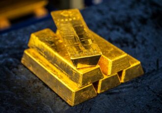 ثبات طلا در برابر عدم اطمینان تعرفهای و تورم ملایم آمریکا ثبات طلا در برابر عدم اطمینان تعرفهای و تورم ملایم آمریکا