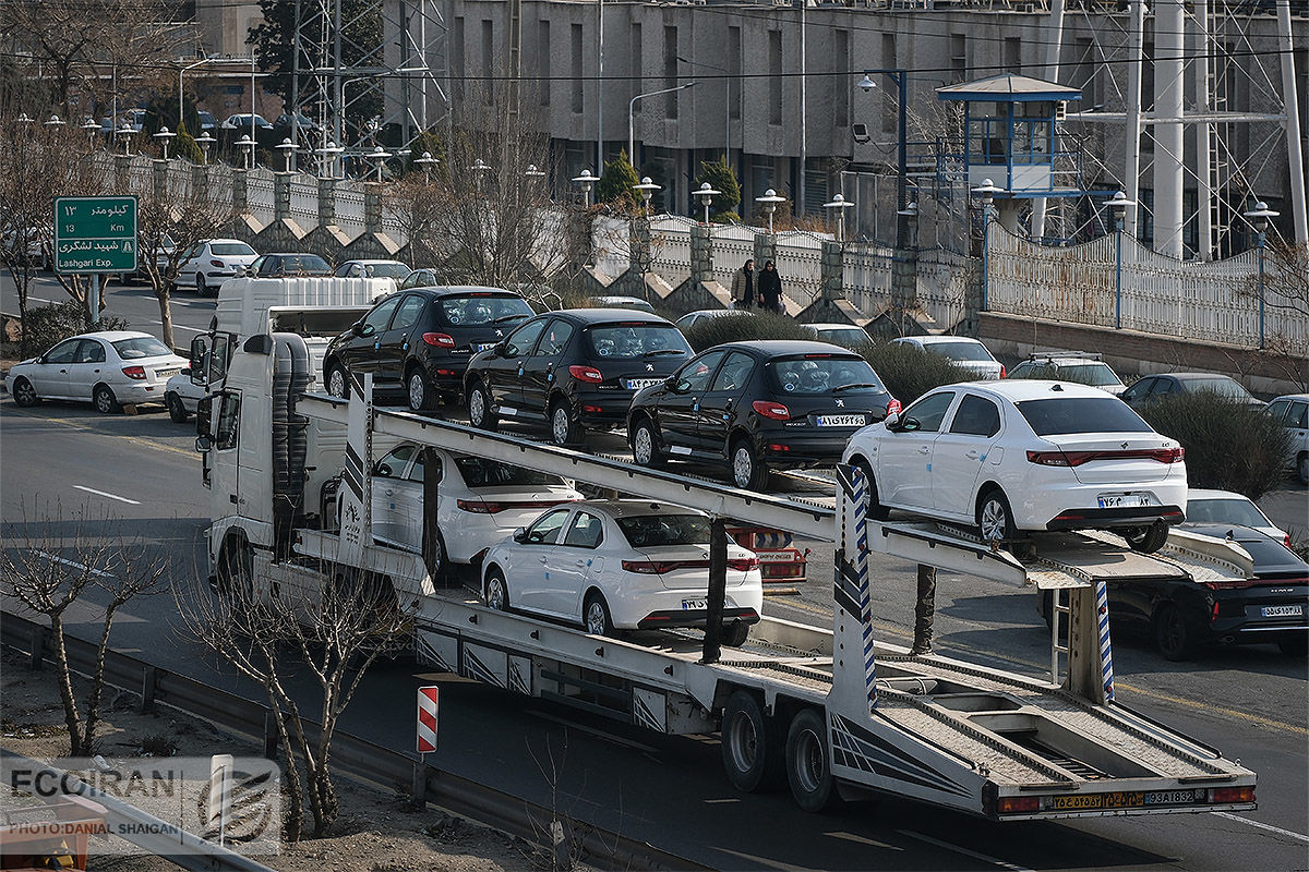 ایران خودرو پول لازم شد / خودروهای لاکچری بخط شدند / سوگلی ایران خودرویی ها نیامده از دسترس خارج شد ایران خودرو پول لازم شد / خودروهای لاکچری بخط شدند / سوگلی ایران خودرویی ها نیامده از دسترس خارج شد