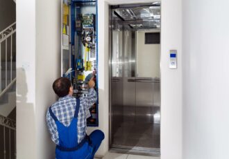 دوره های زمانی مناسب سرویس و نگهداری آسانسور