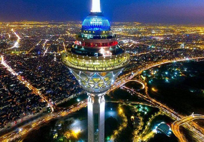 این تجربهها رو باید حداقل یه بار توی تهران امتحان کنی این تجربهها رو باید حداقل یه بار توی تهران امتحان کنی