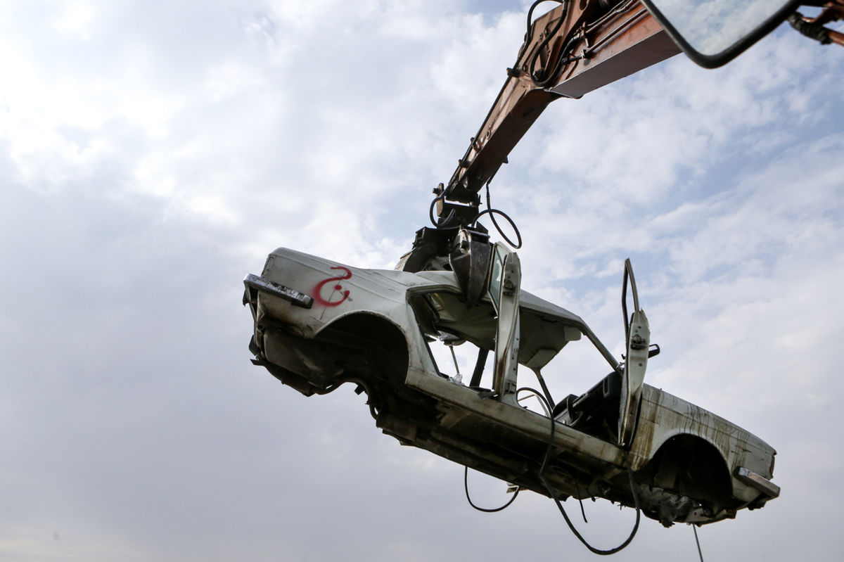 بررسی وضعیت خروج خودروهای فرسوده