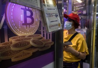 بیت کوین با قدرت میتازد؛ فتح قله ۱۲۰ هزار دلاری بیت کوین با قدرت میتازد؛ فتح قله ۱۲۰ هزار دلاری