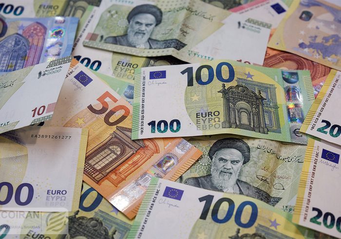 قیمت یورو در ایران ارزان‌تر از جهان