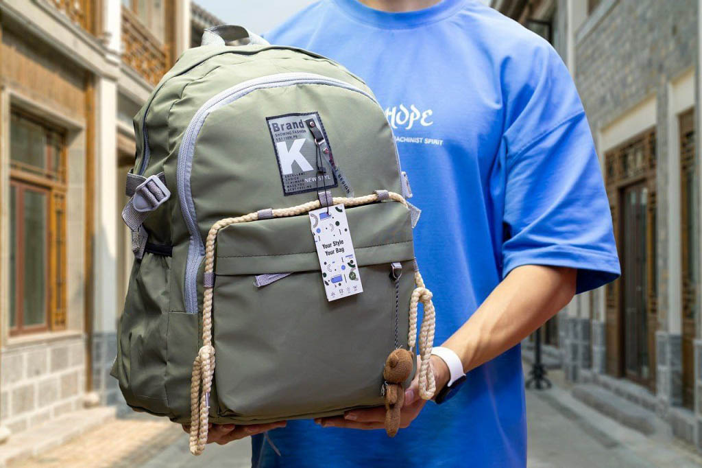 راهنمای جامع برای خرید کوله پشتی مردانه و زنانه | استانداردهای تولید، طراحی و کاربرد