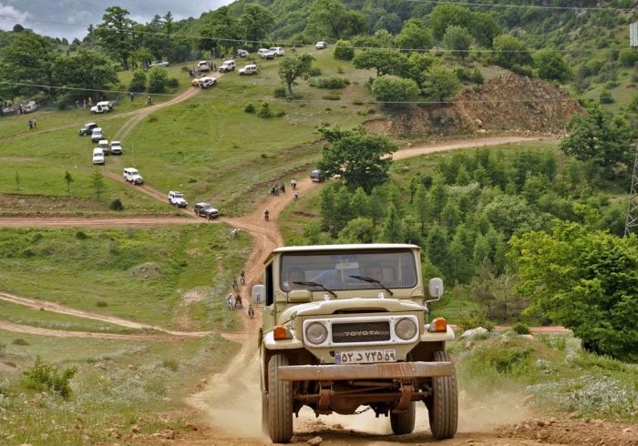 بهترین خودروهای آفرود؛ از لاکچری 20 میلیاردی تا شاسیبلند ۲۰۰ میلیون تومانی بهترین خودروهای آفرود؛ از لاکچری ۲۰ میلیاردی تا شاسیبلند ۲۰۰ میلیون تومانی