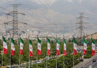 تعطیلی تهران در تعلیق