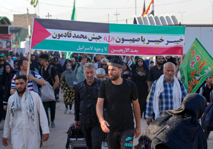 هشدار ستاد اربعین: از حضور در مرز مهران خودداری کنید هشدار ستاد اربعین: از حضور در مرز مهران خودداری کنید