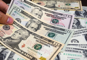 آخرین قیمت دلار امروز دوشنبه ۲۵ آبان/ افزایش قیمت + جدول