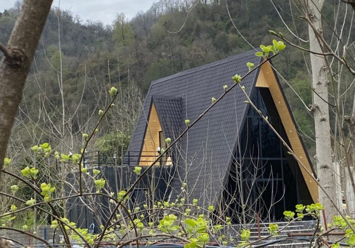 ۷ نکته تخصصی که پیش از اجاره ویلا در شهرهای شمالی (از کلبه تا ویلا انزلی) باید بدانید