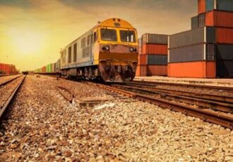 اعزام نخستین قطار ایرانی به ازبکستان اعزام نخستین قطار ایرانی به ازبکستان