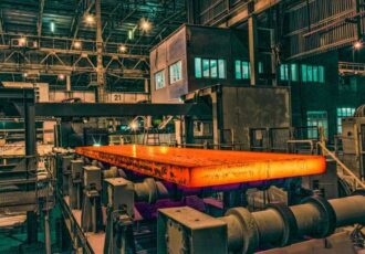 بازی بزرگ فولاد هرمزگان؛ ۳۰ همت درآمد در ۸ ماه