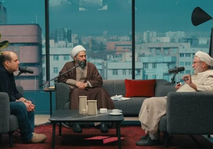 تصویری فشرده از بحران گم شدن مرز میان تحقیق عالمانه و مصرف رسانهای تصویری فشرده از بحران گم شدن مرز میان تحقیق عالمانه و مصرف رسانهای