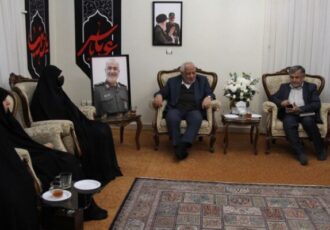 حزب مؤتلفه اسلامی با خانواده  سردار سپهبد شهید حسین سلامی دیدار کردند