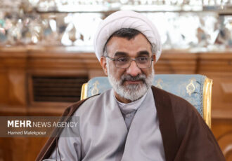 خسروپناه: مدعی هستیم که چرا غرب نهاد خانواده را متلاشی می‌کند