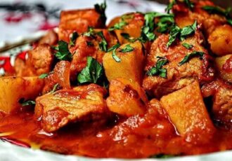 راز خوشمزگی تاس‌کباب سنتی / دستور پخت مرحله‌به‌مرحله و خانگی به روش اصیل تهرانی