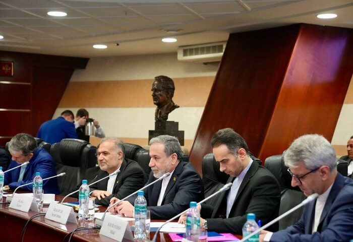 عراقچی: در حال مذاکره با روسیه برای فازهای بعدی نیروگاه بوشهر هستیم