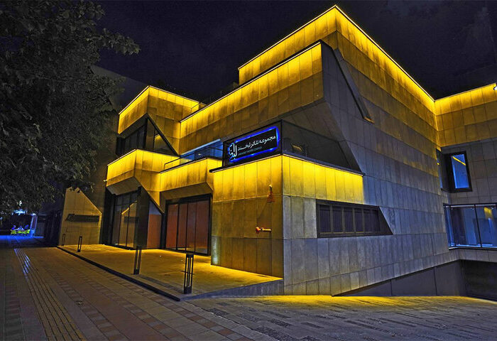 «عچق» به مجموعه تئاتر لبخند می‌رود