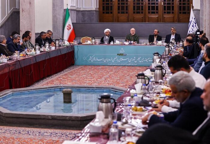 قالیباف: مجلس با ۲۲ قانون مهم، زیرساخت تحول در کشور را فراهم کرده است قالیباف: مجلس با ۲۲ قانون مهم، زیرساخت تحول در کشور را فراهم کرده است