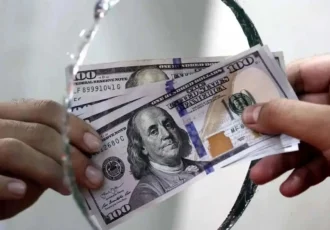 قیمت دلار امروز سر به فلک کشید ( ۹ آذر)