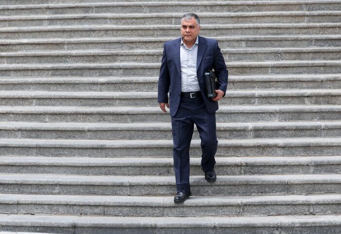 پاک نژاد: سهمیههای ۶۰ و ۱۰۰ لیتری کارتهای سوخت، تغییری نخواهدکرد پاک نژاد: سهمیههای ۶۰ و ۱۰۰ لیتری کارتهای سوخت، تغییری نخواهدکرد