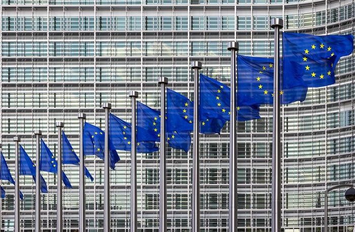 اتحادیه اروپا روند تصویب توافق تجاری با آمریکا را متوقف میکند اتحادیه اروپا روند تصویب توافق تجاری با آمریکا را متوقف میکند