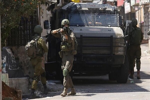 زخمی شدن یک نظامی اسرائیلی در کرانه باختری زخمی شدن یک نظامی اسرائیلی در کرانه باختری