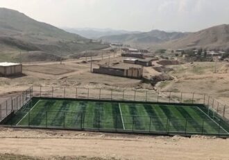 زمین چمن مصنوعی روستای بیشه‌دراز افتتاح شد