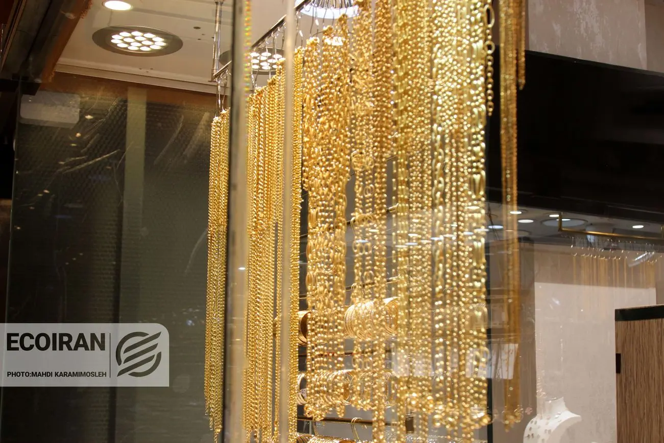 قیمت طلا، دلار و سکه امروز ۴اسفند/ طلا افزایشی، دلار و سکه کاهشی + جدول