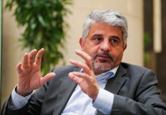 نابغه ایرانی که «لگوی تراشه‌» ساخت؛ سرمایه‌گذاری غول فناوری آمریکایی