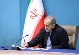 پیام تسلیت پزشکیان در پی درگذشت حجت‌الاسلام امام جمارانی