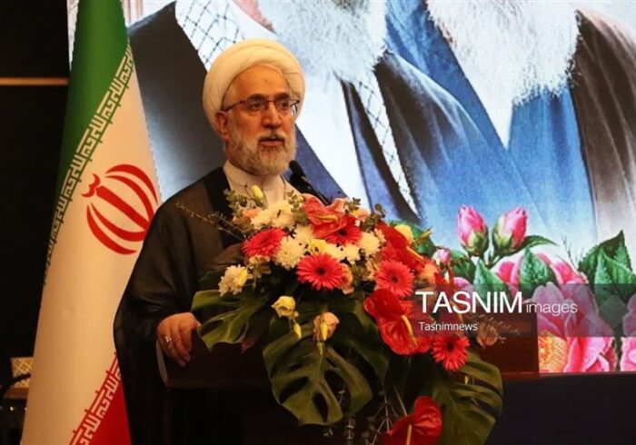 آمریکا مجسمه ظلم‌جهانی است/ امام شهید مصداق کامل عدالت‌خواهی بود